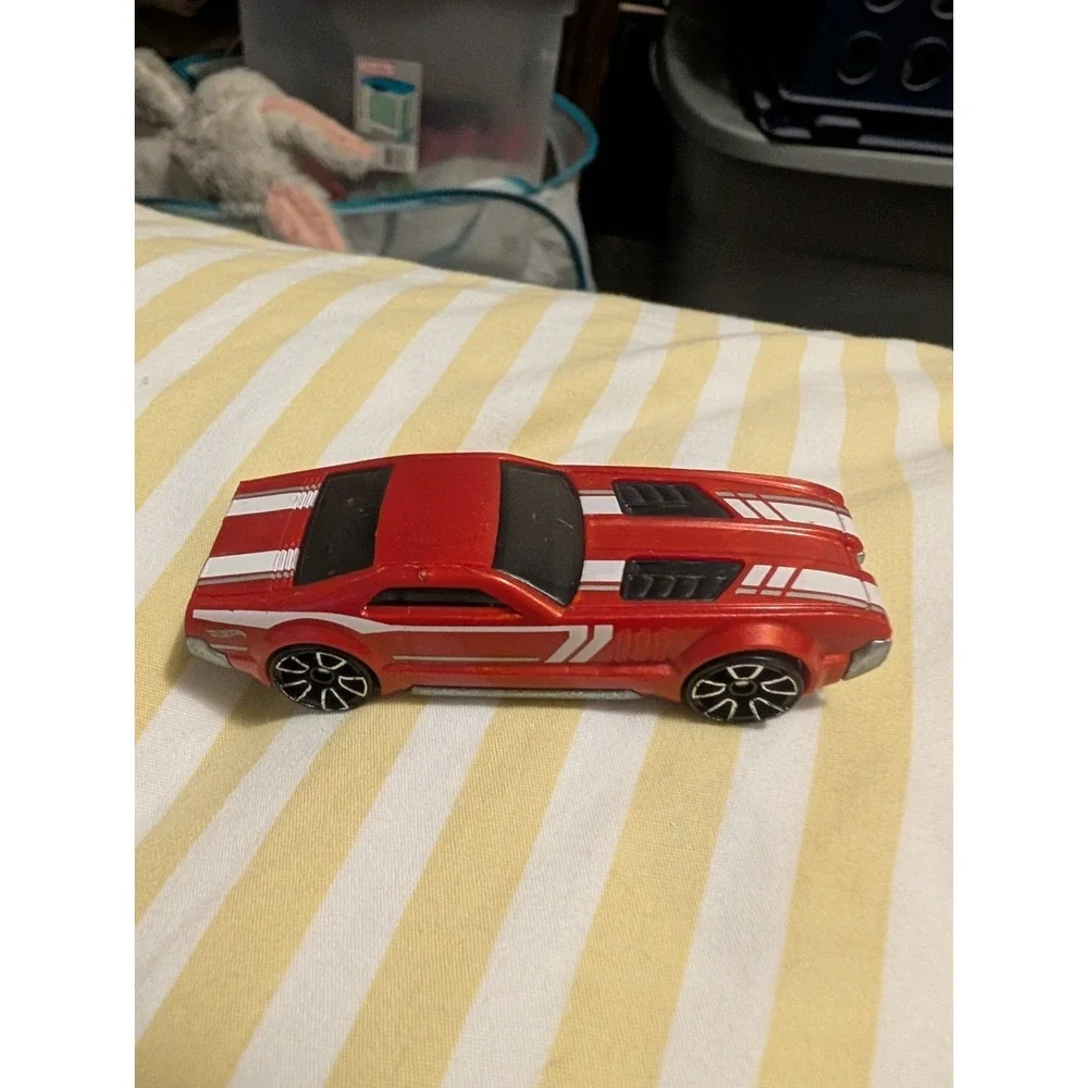 Hot Wheels CCM Country Club Muscle Car Red 1:64 Diecast Malaysia Base Loose